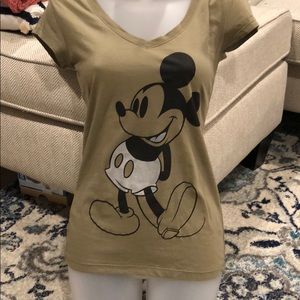 Mickey Mouse Disney T shirt Medium